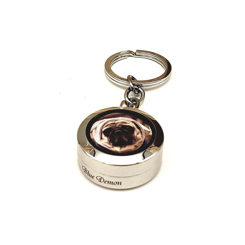 Customised picture of a bulldog on a keychain